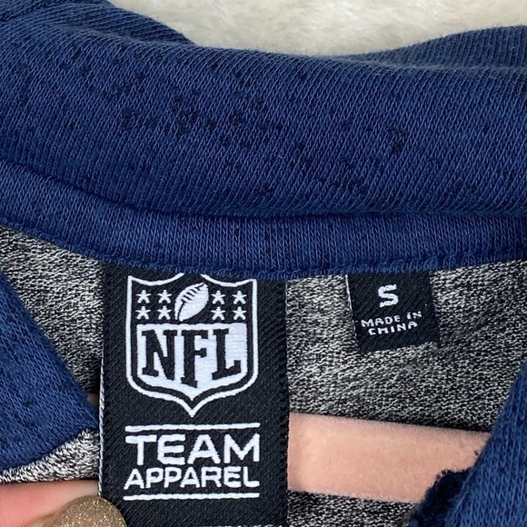 NFL team apparel New England patriots long sleeve hooded t shirt size small - Picture 4 of 9